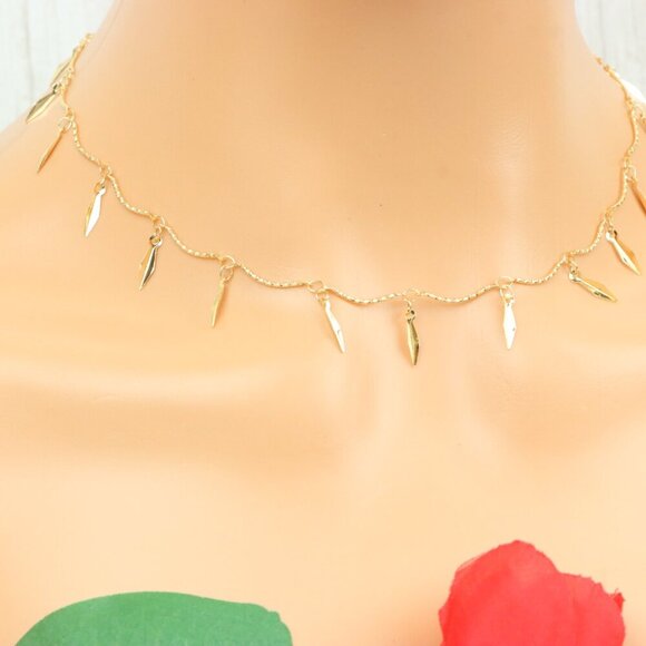 "Minimalist & Elegant Necklace Chain – Perfect for Women & Girls | UNVRC1084 - Picture 10 of 10